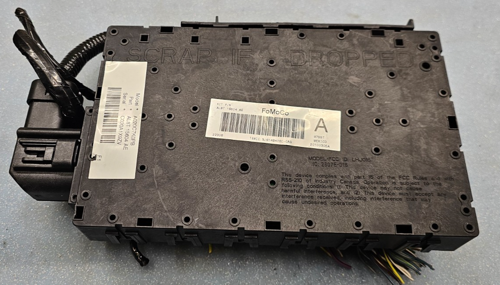 🔥09-12 Ford Escape Mercury Mariner Interior Cabin Fuse Box Relay Block Junction