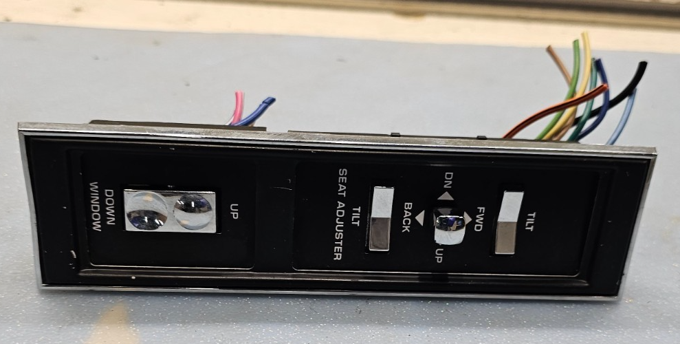🔥89-93 CADILLAC DEVILLE RH PASSENGER POWER WINDOW SEAT SWITCH GM OEM