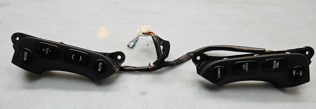 🔥07-12 SANTA FE STEERING WHEEL CRUISE RADIO CONTROL BUTTONS OEM