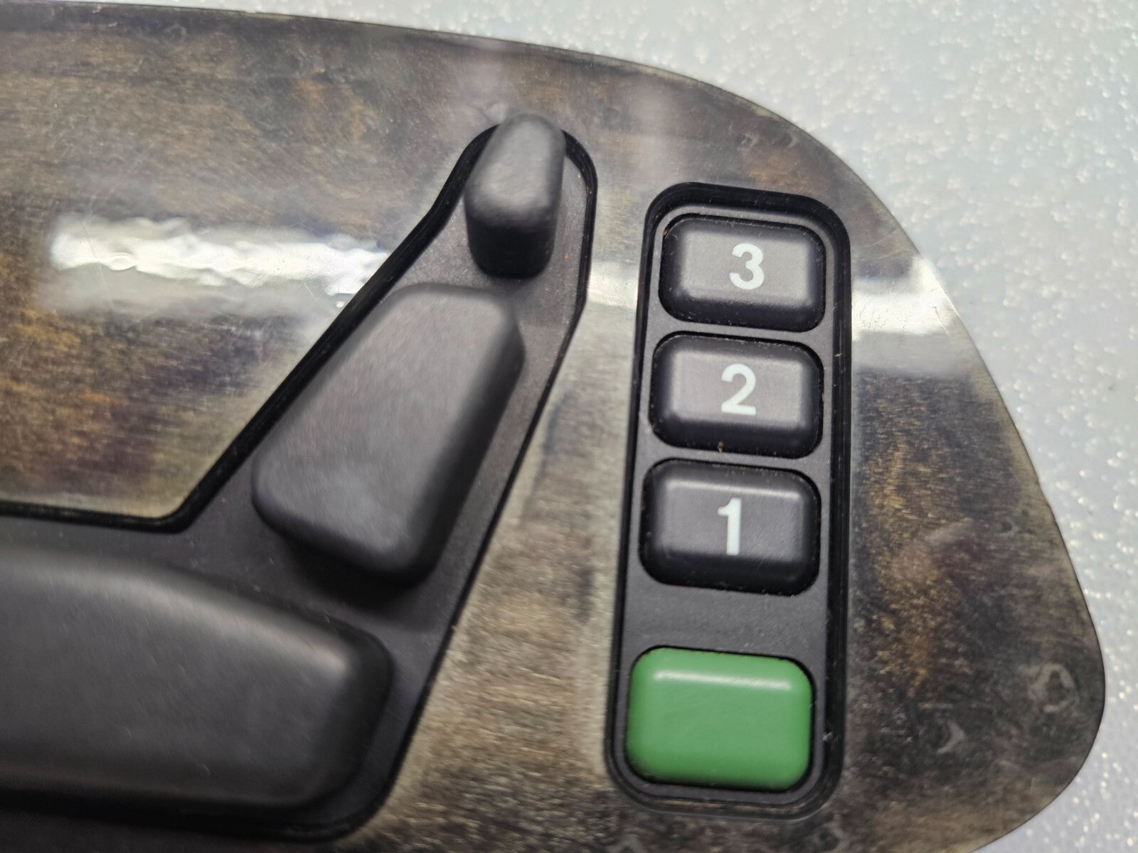 🔥97-03 MERCEDES CLK320 CLK430 FRONT RIGHT PASSENGER SEAT ADJUSTMENT SWITCH WOOD