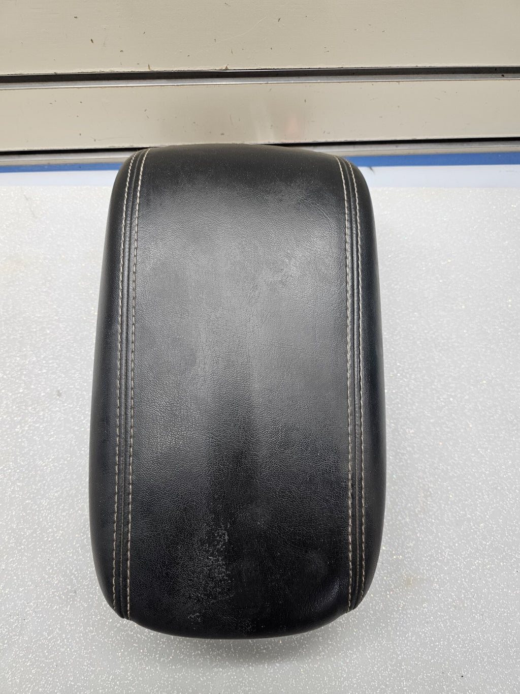 🔥13-16 DODGE DART FRONT CENTER CONSOLE ARM REST LID LEATHER BLACK TOP PAD COVER