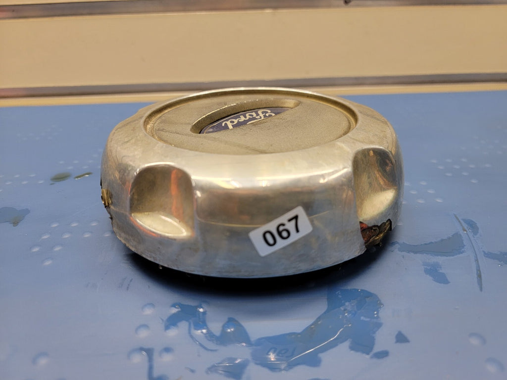 2002 - 2008 Ford Explorer wheel Center Hub Caps Set OEM