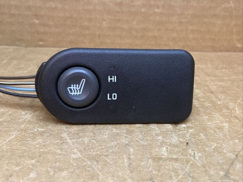 99-02 TAHOE SILVERADO SUBURBAN YUKON RIGHT PASSENGER DOOR HEATED SEAT SWITCH OEM