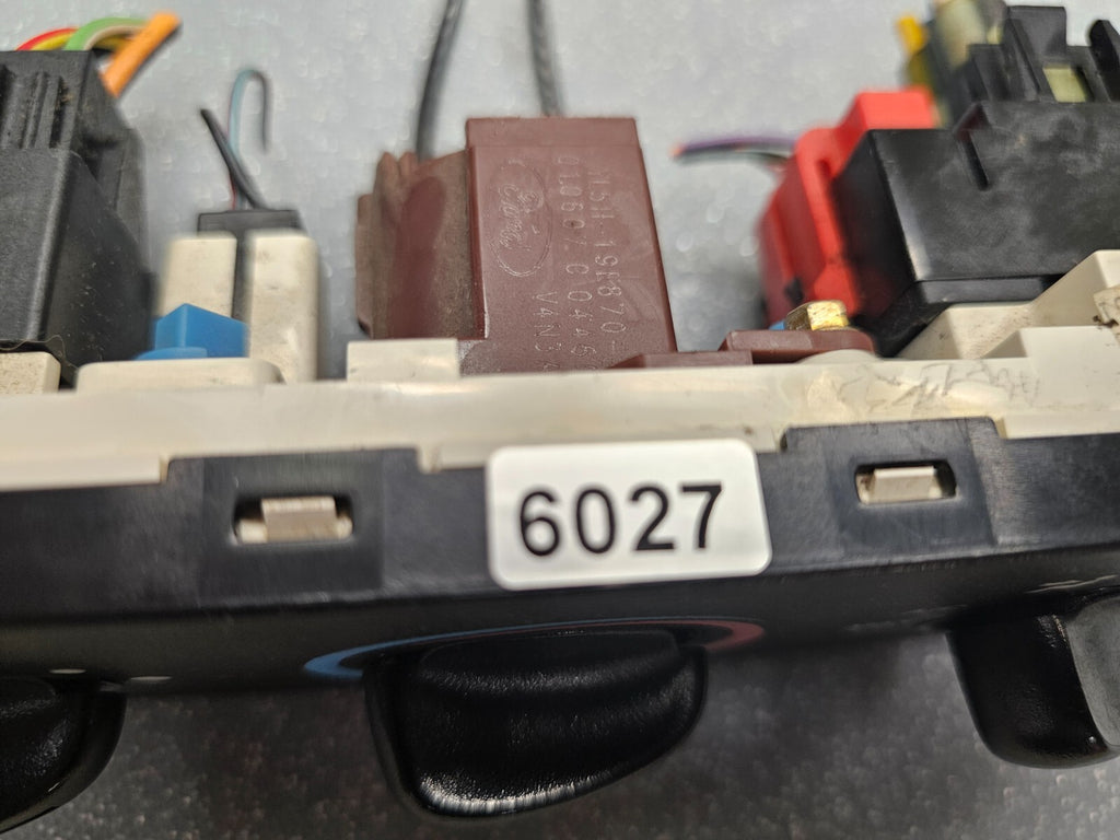 95-04 RANGER EXPLORER DASH HEATER CLIMATE CONTROL TEMPERATURE UNIT CONDITIONING