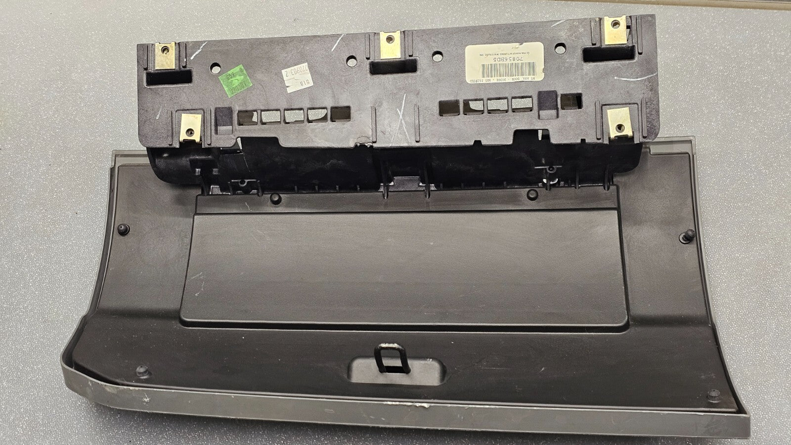 🔥08-10 DODGE GRAND CARAVAN TOWN & COUNTRY SXT FRONT DASH UPPER GLOVE BOX GRAY