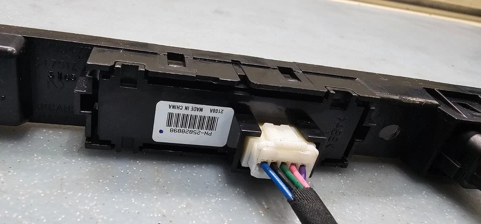 🔥06-24 Acadia Savana Sierra Hazard Light Control Switch Restraint Module PANEL