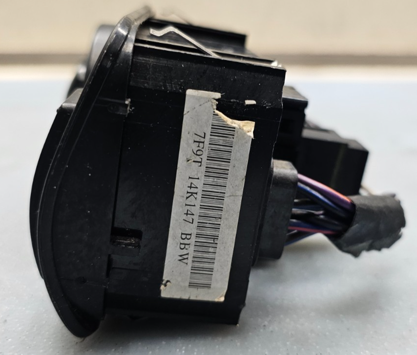 🔥05-07 FREESTYLE Headlamp Headlight Fog Head Lamp Light Switch Control Black