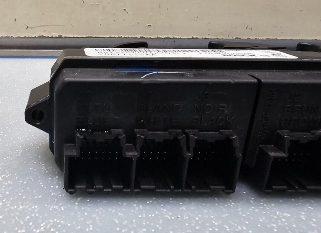 07-14 Silverado Tahoe Yukon Master Left Driver Window Switch Assembly Regulator