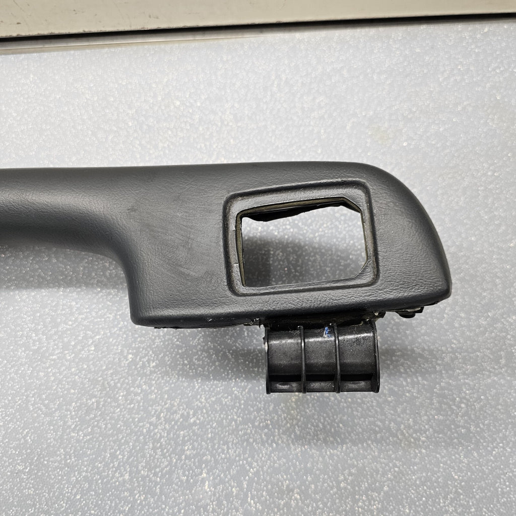 🔥99-06 Chevrolet GMC SilveradoTahoe Rear RIGHT Door Armrest Handle GRAPHITE H3