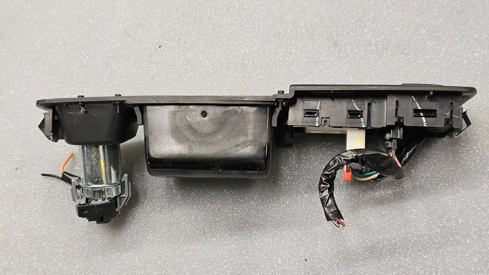 🔥98-05 Deville Seville Rear Right Passenger Door Window Switch Assembly Black