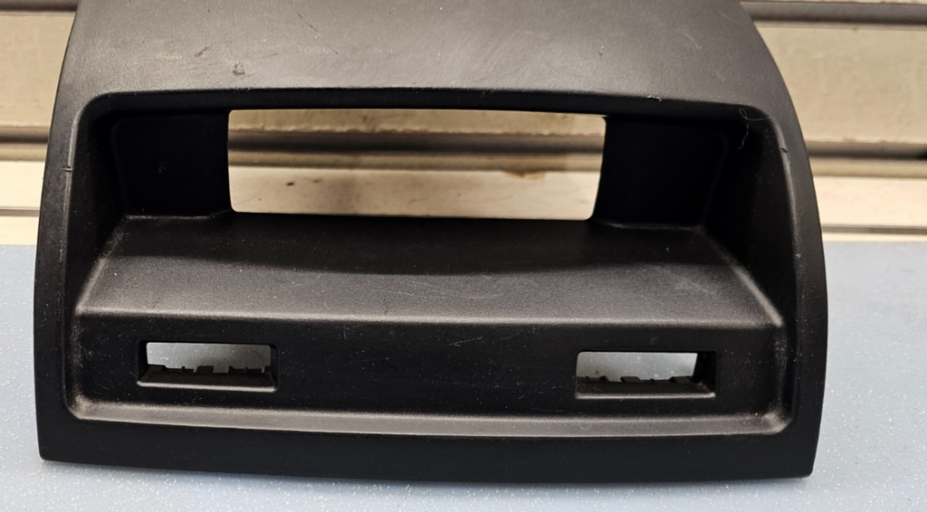 04-08 Mitsubishi Galant Dash Center Clock Bezel Trim Cover Panel Interior Black