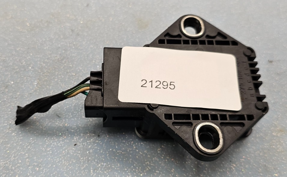🔥07-13 Escalade Yukon Suburban REAR Assist Blind Spot Alert Module Sensor OEM