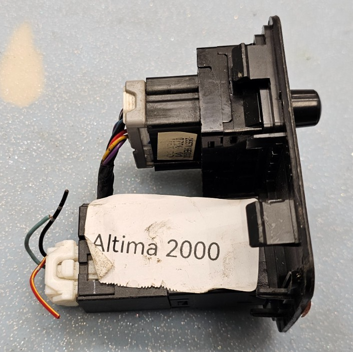 🔥00-01 Nissan Altima Power Mirror Switch Trim Bezel Assembly Black