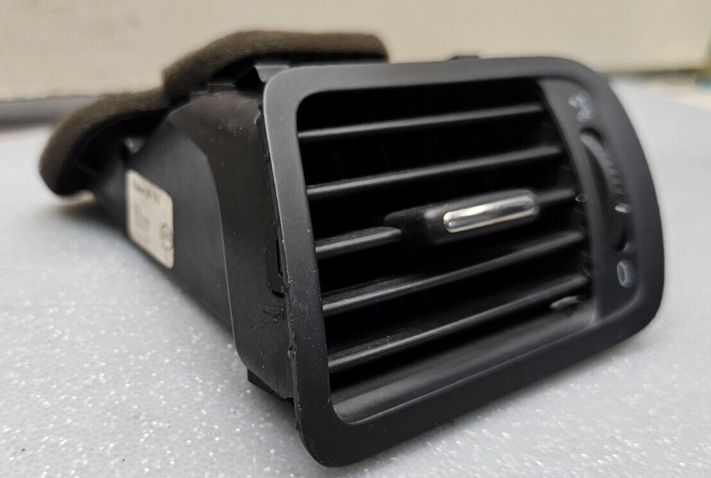 06-10 Volkswagen VW Passat Dash Left Driver Air Vent Heater Filter Climate Black