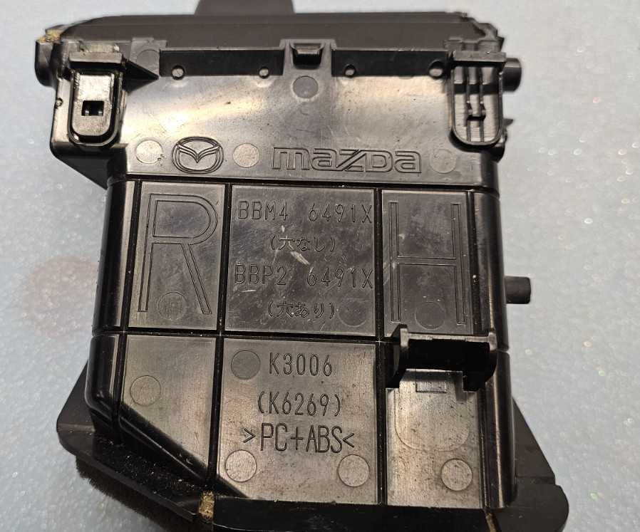 🔥2010-2013 Mazda 3 Front Right Dash AC a/c HVAC Air Vent Heater OEM BLACK
