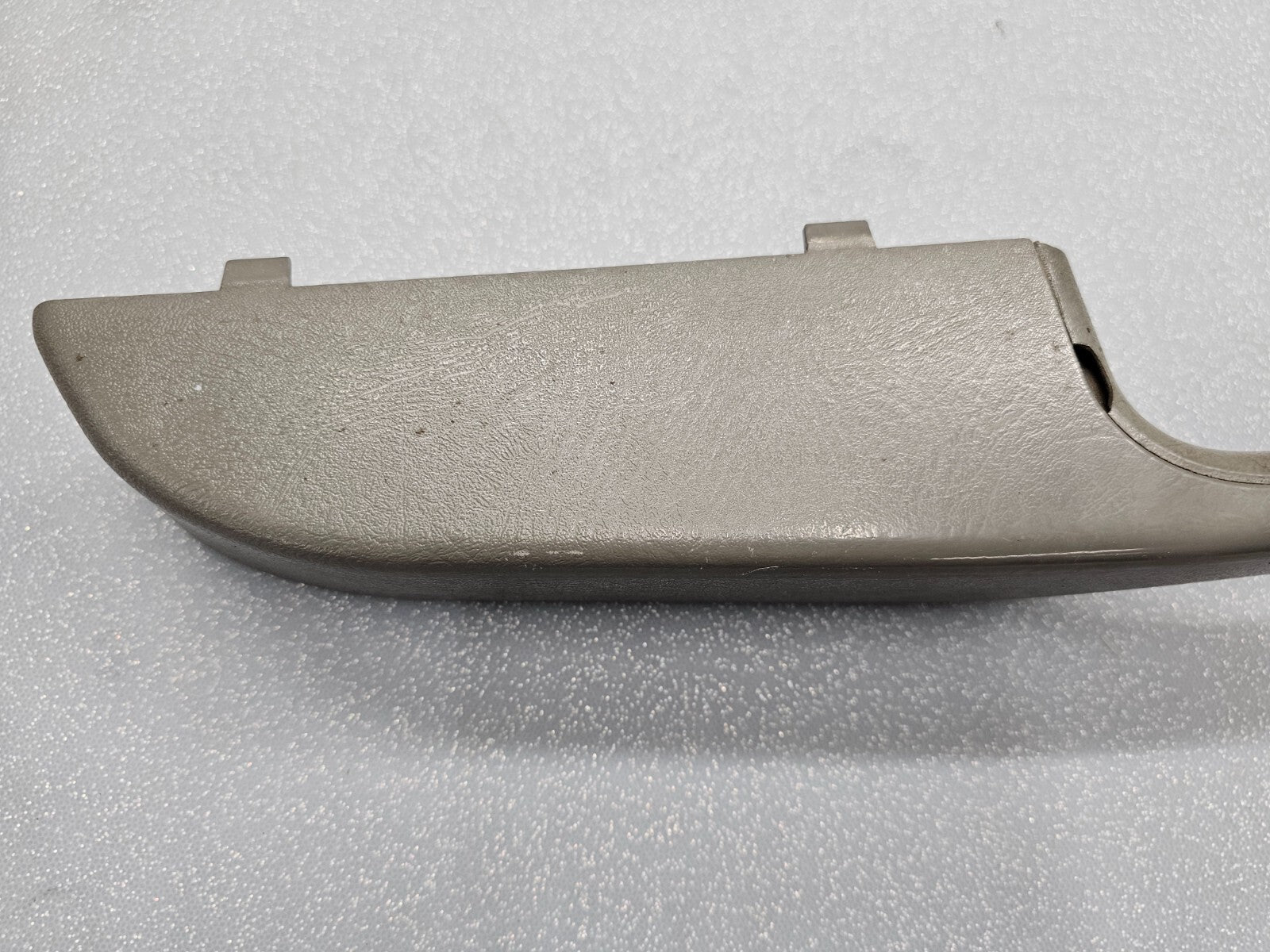 🔥03-18 Express Savana Front Driver Pull Door Panel Handle Armrest Dark Gray