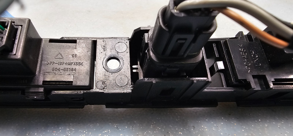 09-12 Chevrolet Traverse Center Dash Panel Hazard Control Switch Unit OEM SW55