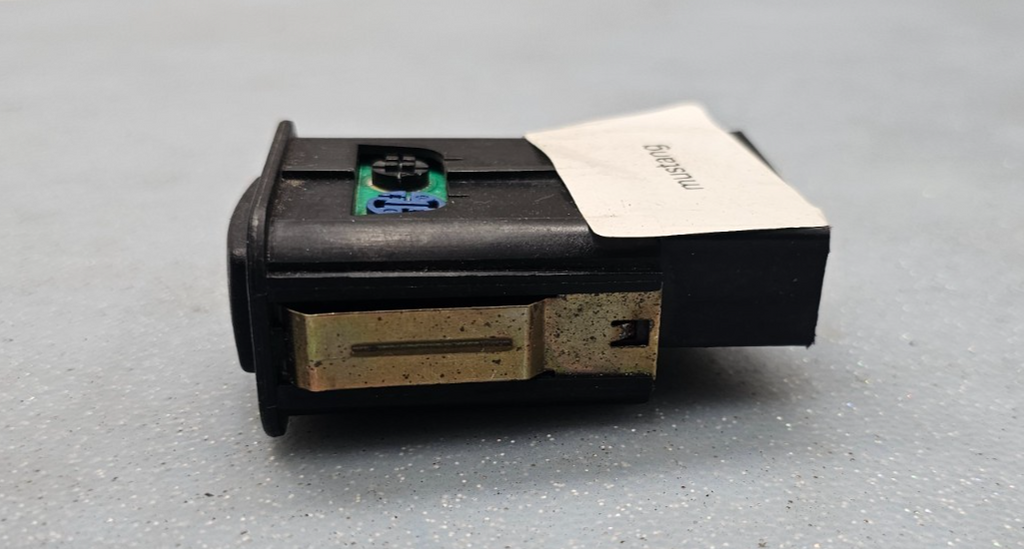🔥1999-2000 Ford Mustang GT Traction Control Switch Assemb Button black OEM