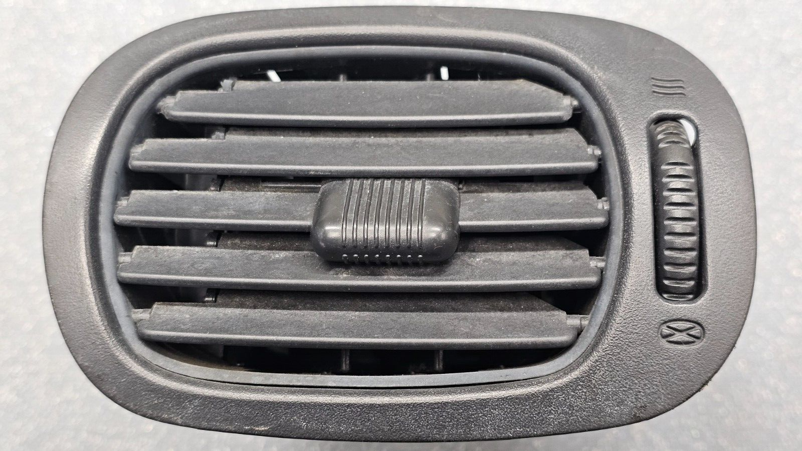 🔥 01-07 Dodge Grand Caravan Dash Right Passenger Air Vent Heater Black