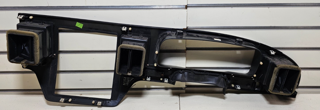 05-11 Lincoln Town Car Dash Speedometer Instrument Cluster Bezel Trim Panel Wood