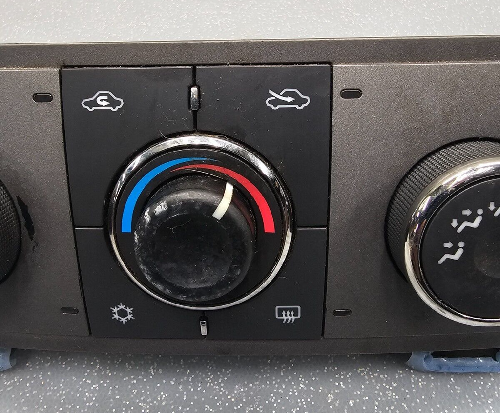 07-09 Saturn Aura Dash AC Heater  Temperature Climate Control Panel Conditioner