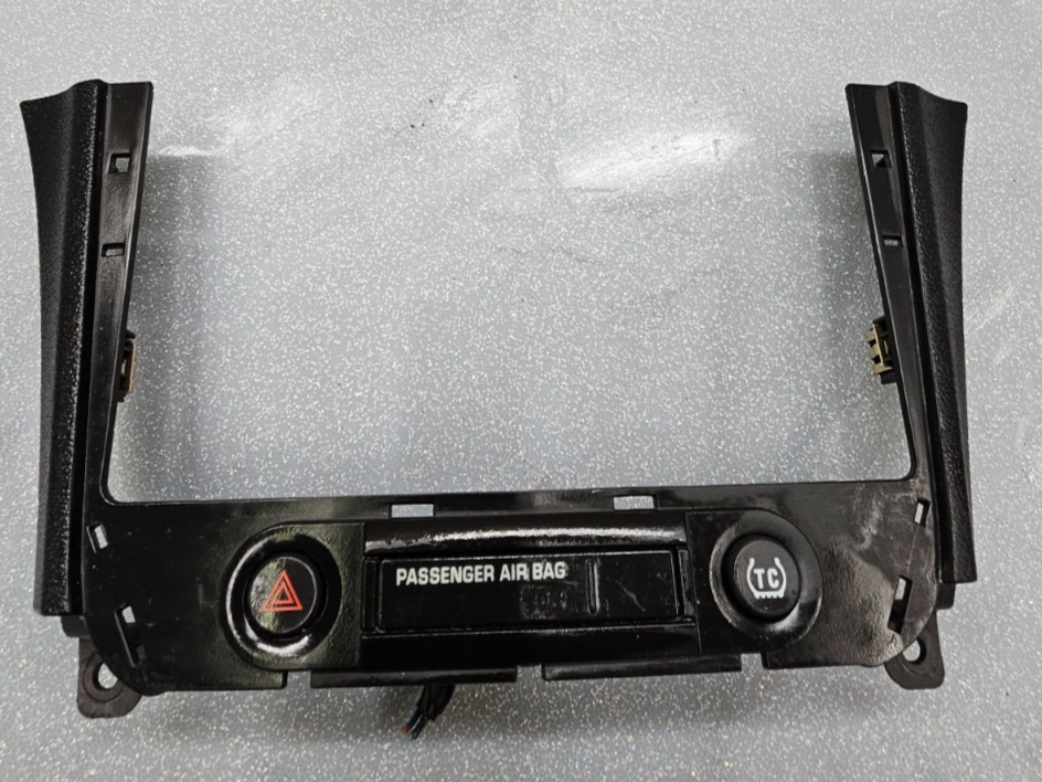🔥08-12 MALIBU Center Dash AM FM Radio Stereo Display Bezel Panel Trim Black B8