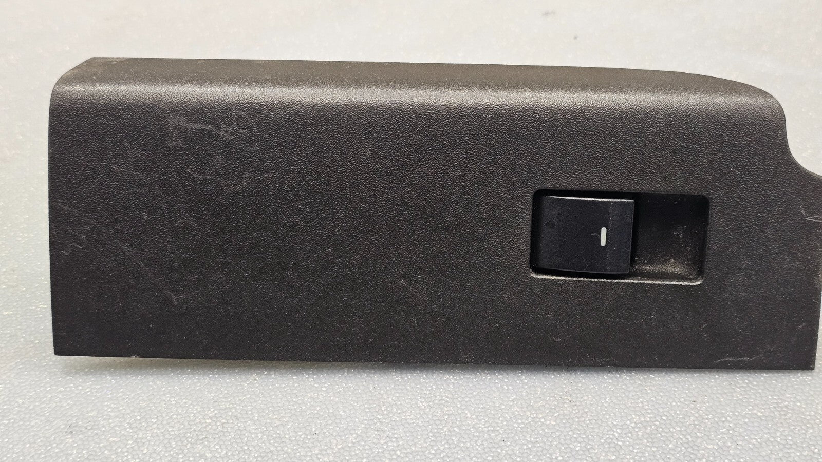 08-12 Escape Focus Front Right Passenger Door Power Window Switch Assembly Black