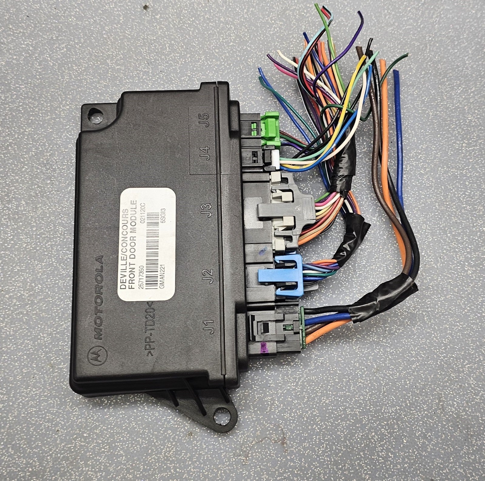 🔥02-03 DEVILLE SEVIILE POWER WINDOW REAR VIEW MIRROR DOOR LOCK CONTROL MODULE