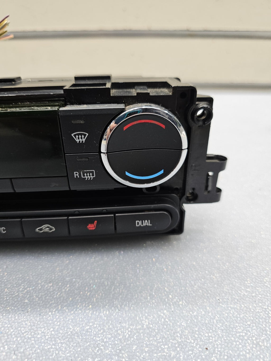 07-10 Ford Edge Dash Center A/C Heater Control Temperature Climate Control Unit