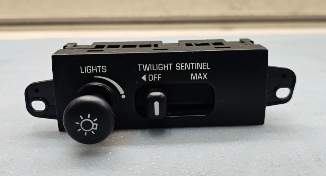 🔥97-05 Park Avenue Headlight Head Light Lamp Control Switch Assembly Black