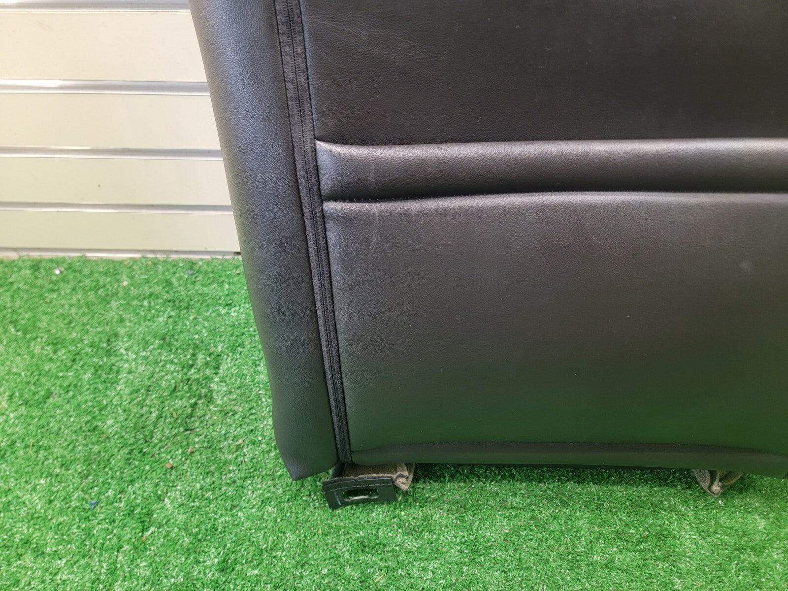 07-14 Lincoln Navigator Front Left Driver Bottom Leather Seat Cover Black