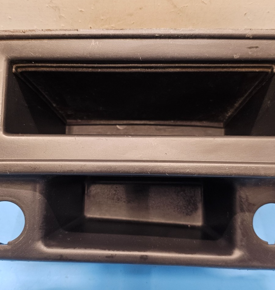 🔥03-06 SILVERADO SIERRA YUKON CENTER CONSOLE STORAGE BEZEL ASH TRAY CUBBY BLACK