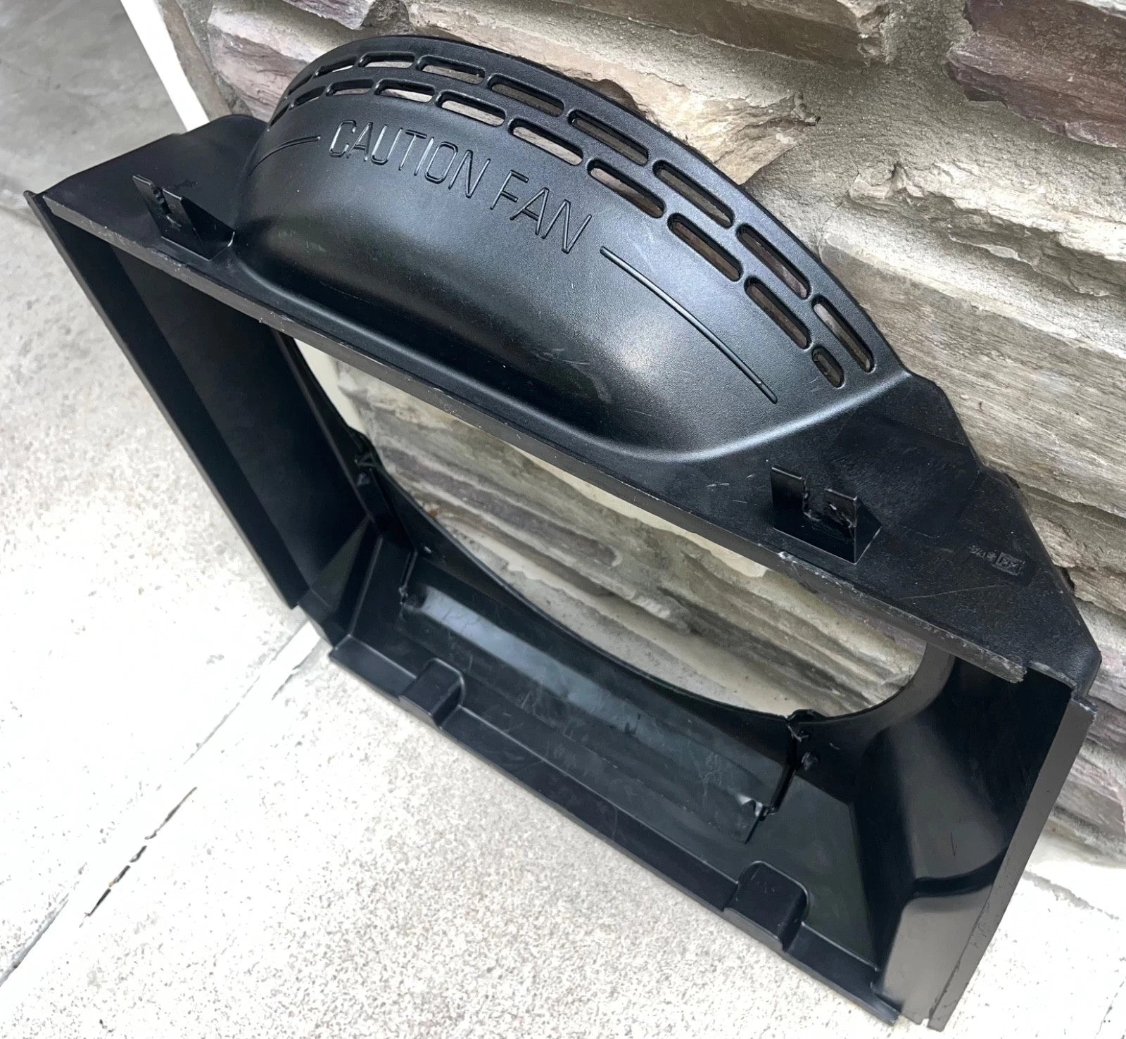 🔥93-98 Jeep Grand Cherokee ZJ Cooling Fan Radiator Shroud 5.2 V8 OEM
