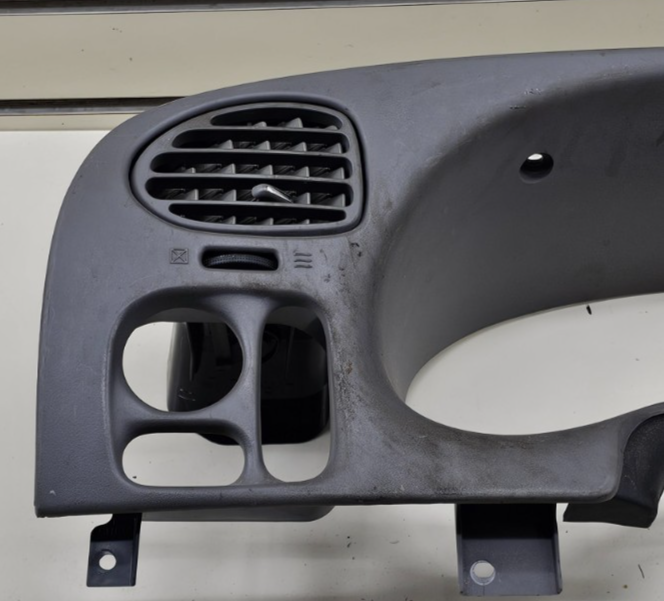 02-09 Trailblazer Dash Instrument Cluster Speedometer Bezel Trim Panel Gray C10