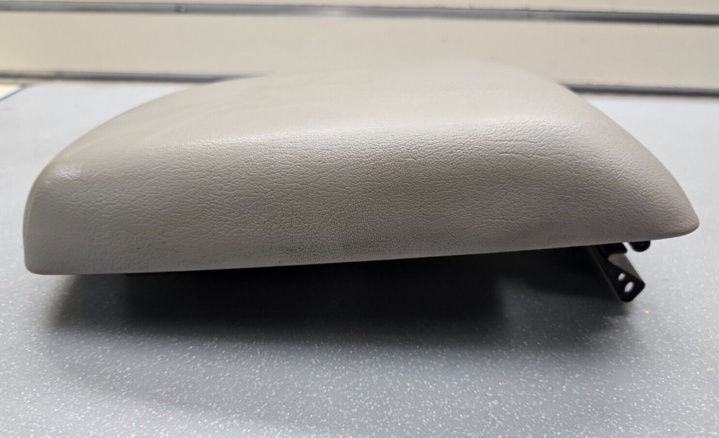 🔥07-09 Suzuki XL7 Arm Rest Center Console Lid Box Storage Top Pad Cover Tan OEM
