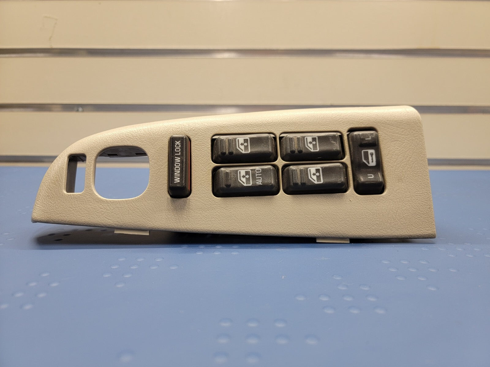 ✅1999-2002 Chevy Tahoe Suburban GMC Yukon Master Power Window Switch OEM TAN