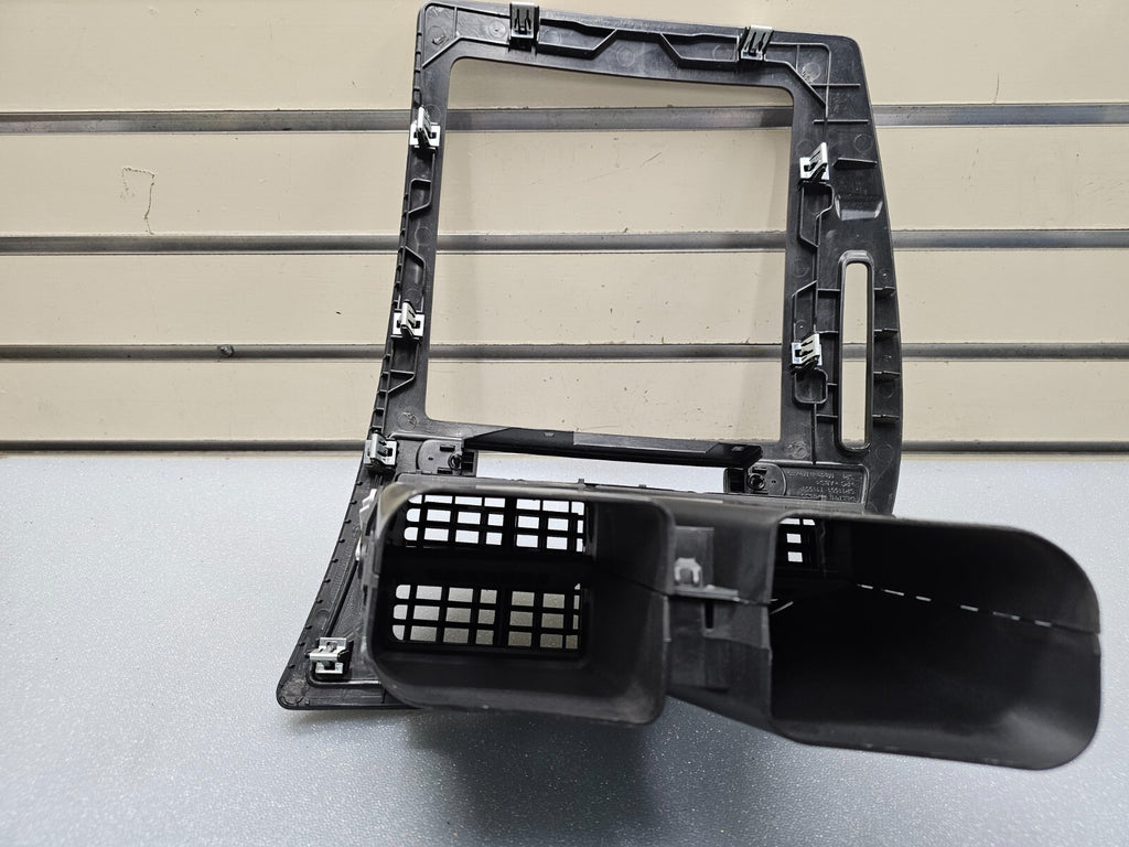 🔥05-09 Saab 9-7x Front Center Dash Radio Stereo Display Trim Panel Bezel Wood