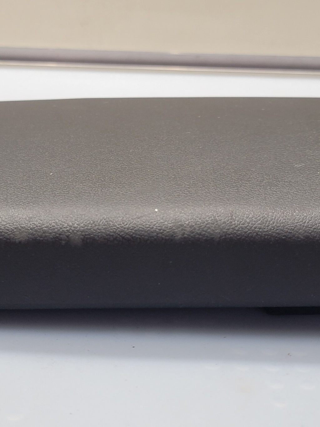 🔥2005-2010 Pontiac G6 Center Console Lid Arm Rest Pad OEM Black