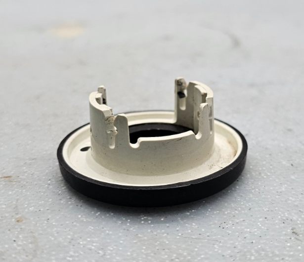 🔥2004-2012 CHEVY MALIBU PONTIAC G6 IGNITION KEYHOLE BEZEL TRIM RING OEM BLACK