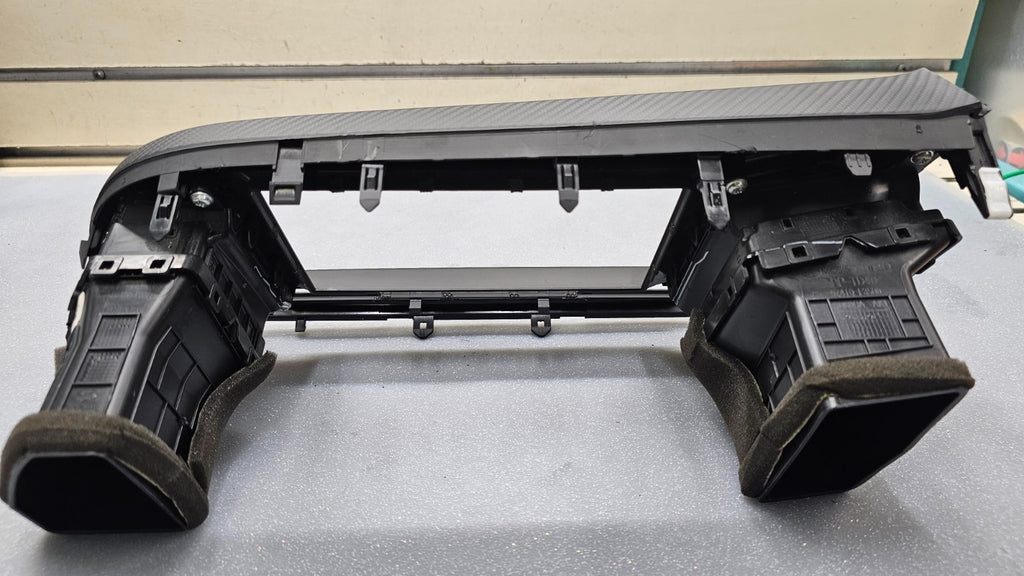 🔥17-20 Hyundai Elantra Dash Center Radio Screen Air Vent Vents Bezel Trim Black