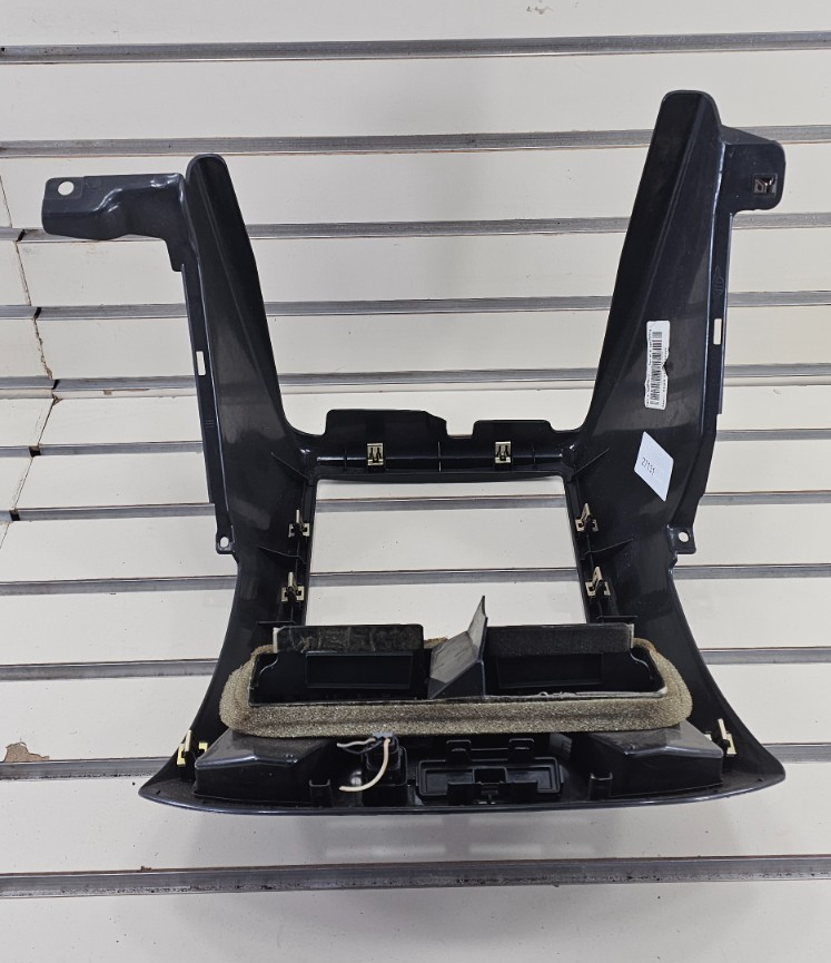 🔥04-07 Chevrolet MALIBU Dash Center RADIO BEZEL Climate Air Vents Trim BLACK B7