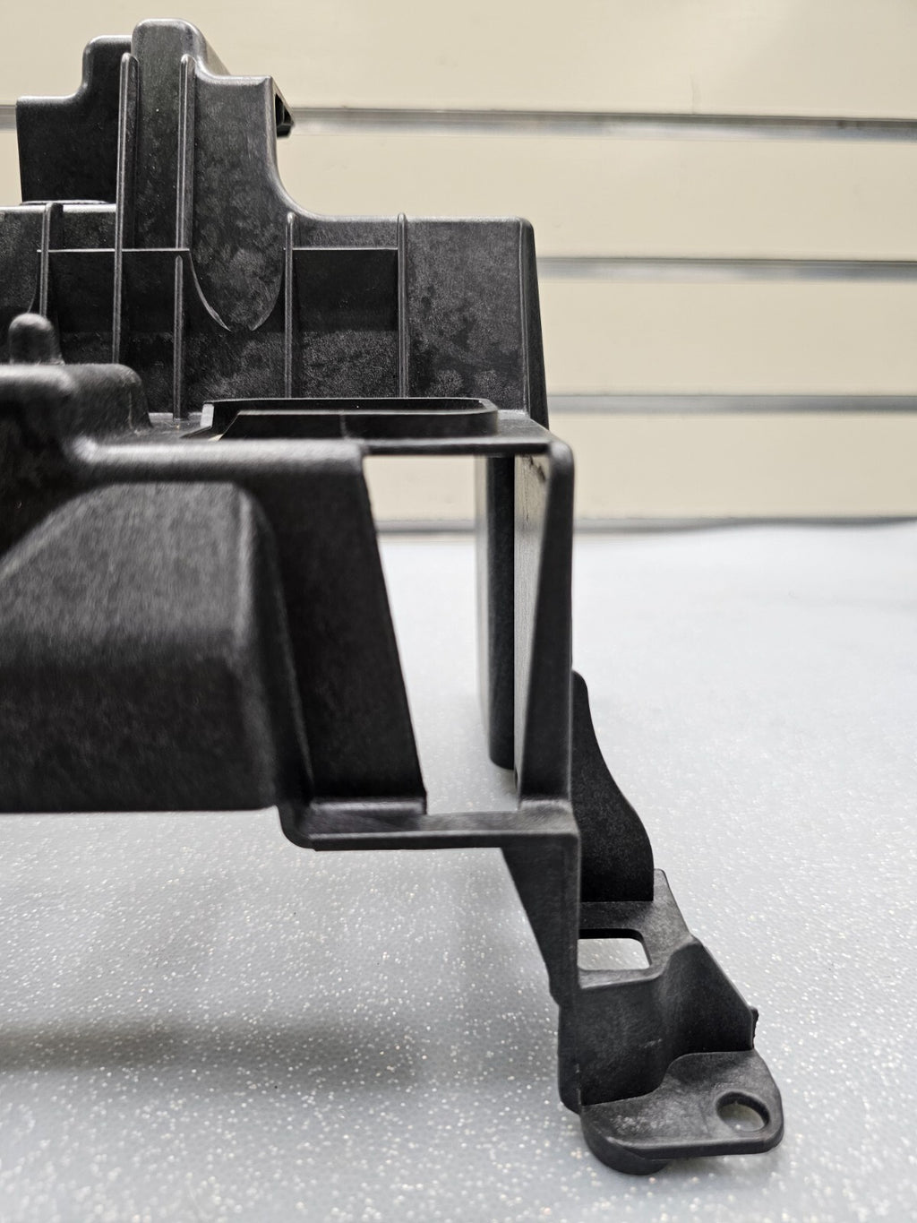 🔥03-06 CHEVY SILVERADO GMC SIERRA Front Dash Panel Radio Stereo Cage Bracket