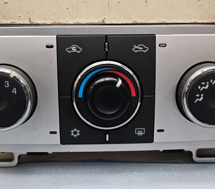 🔥08-12 Chevy Malibu Dash AC A/C HVAC Heater Climate Temperature Control Silver