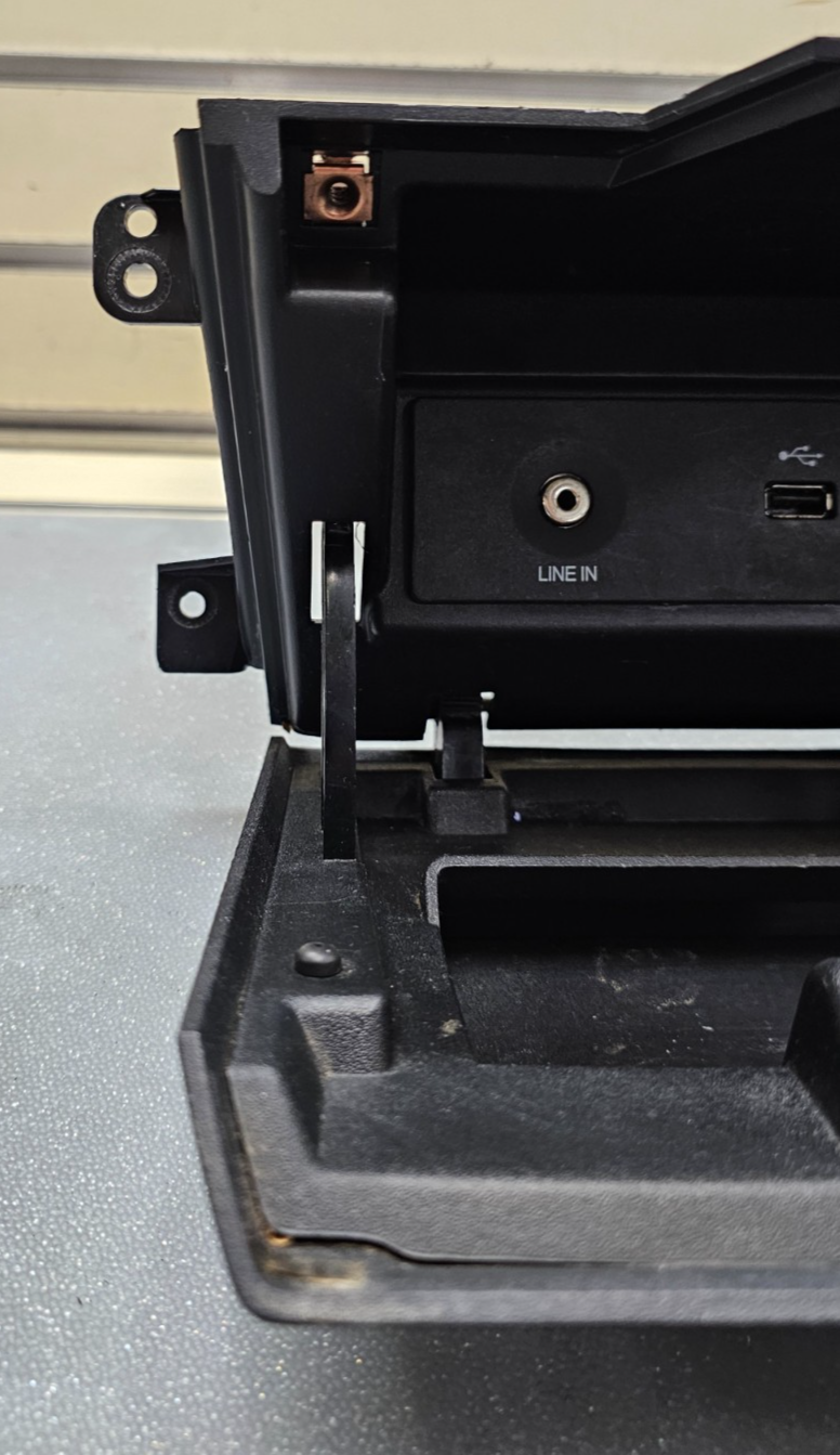 🔥12–14 Ford F-150 Lower Dash Storage Bin USB AUX LINE IN Ports