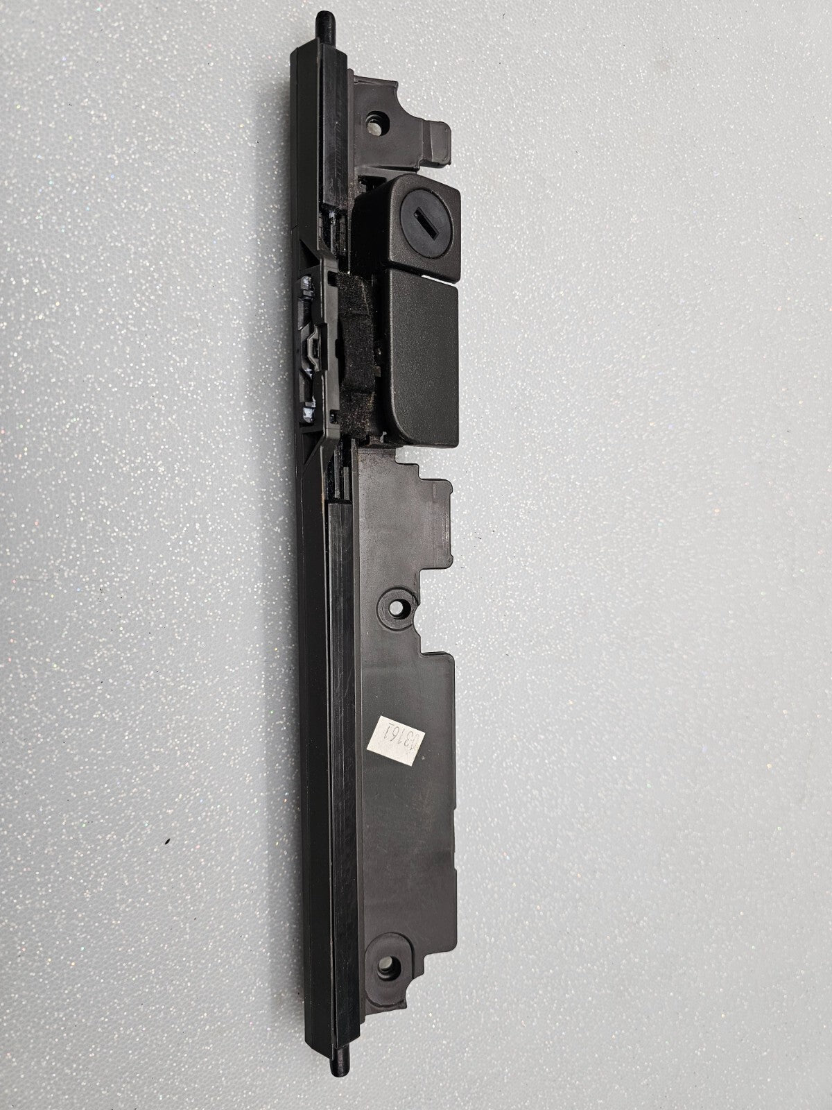 05-12 Nissan Pathfinder 05-19 Frontier Xterra Glove Box Latch Handle Compartment
