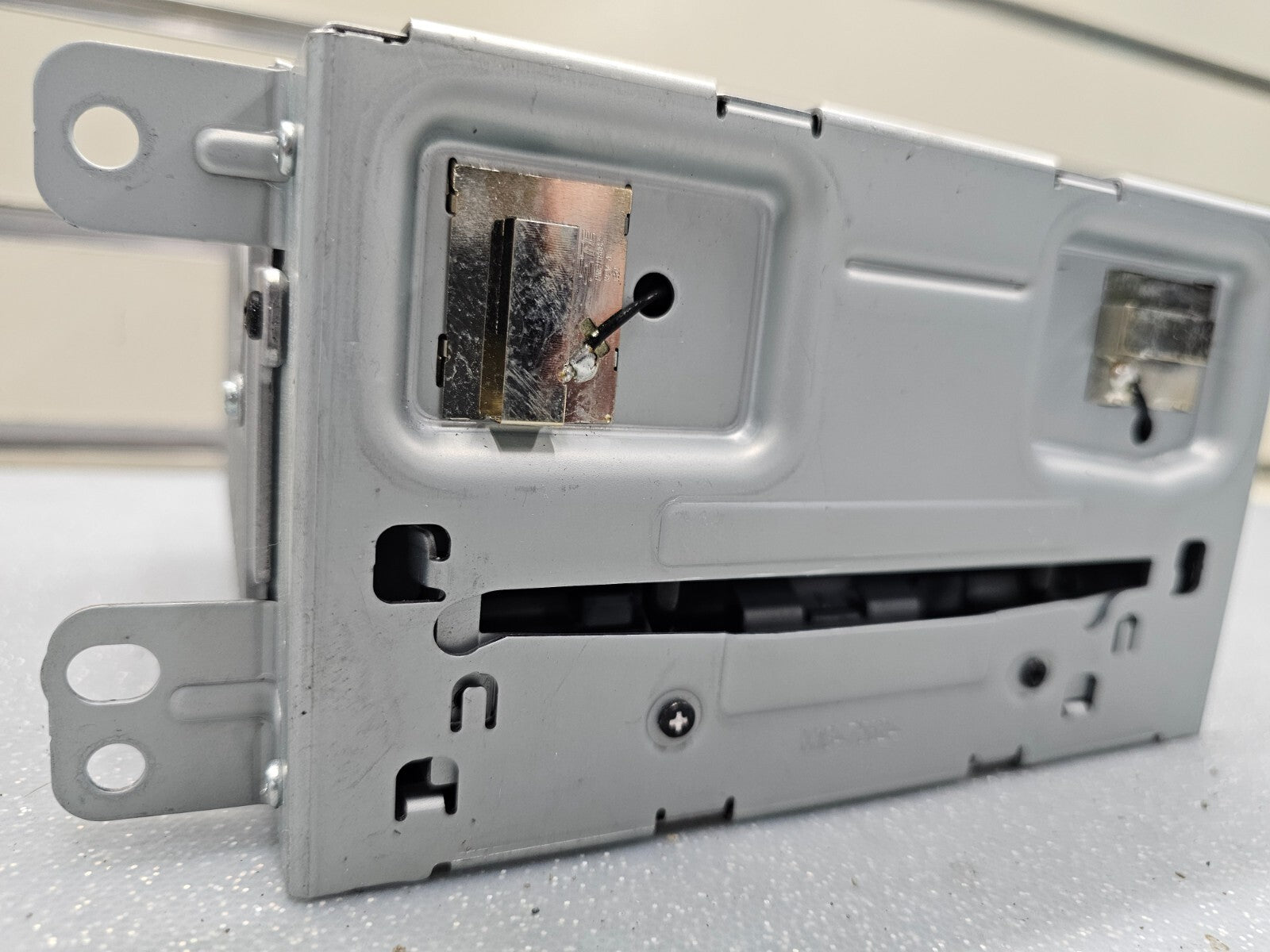 🔥2013 Malibu Volt AM FM Audio Radio Stereo Display Player Module Unit Assembly