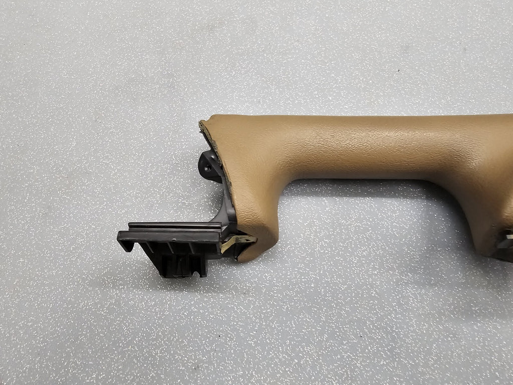 99-02 Chevrolet GMC Silverado Tahoe Front Right Door Armrest Handle Dark Tan H1