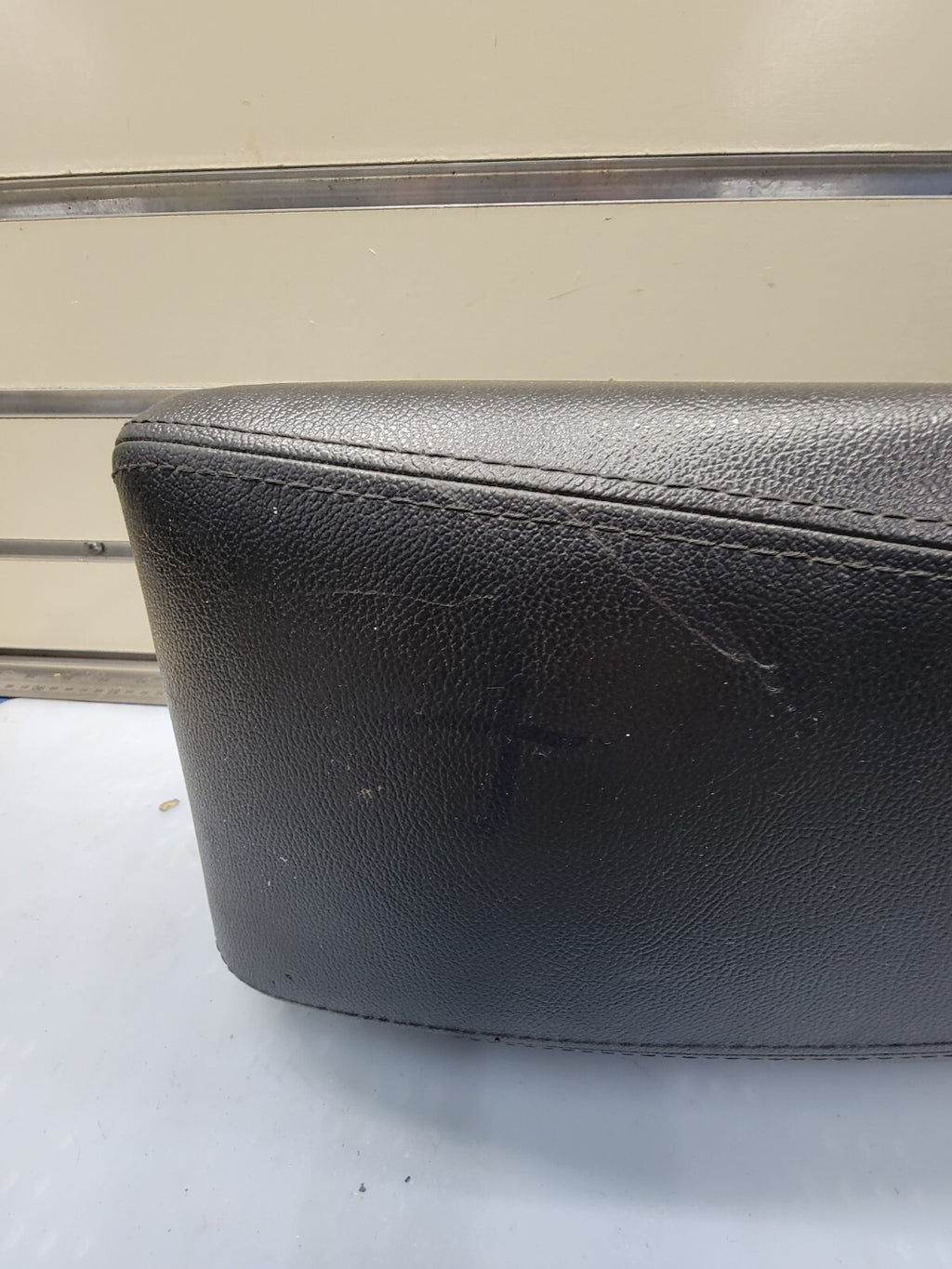 🔥11-14 HYUNDAI SONATA CENTER CONSOLE ARM REST ARMREST LID COVER TOP BLACK OEM
