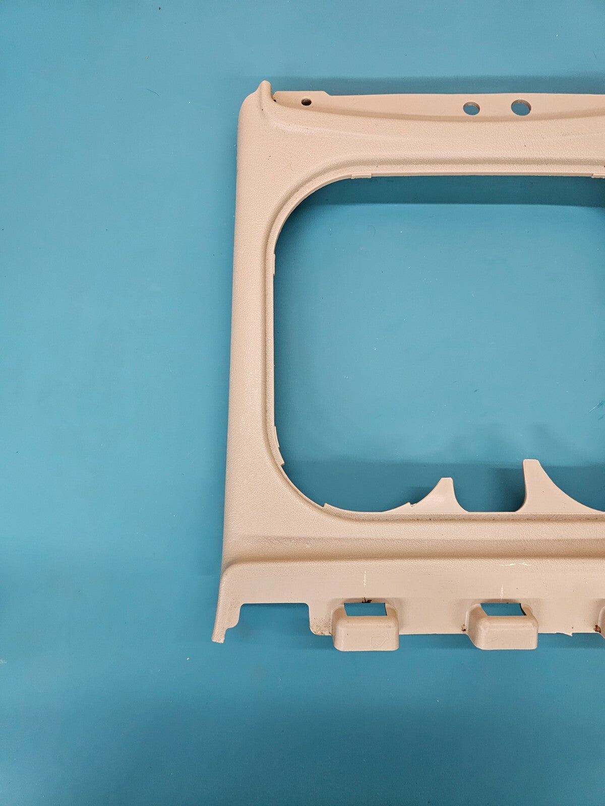 🔥03-06 Silverado Sierra Center Console Cup Holder Bezel Trim Panel Assembly Tan
