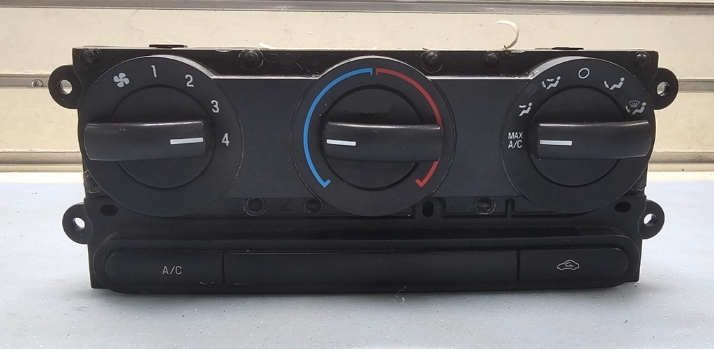 94-00 Ford Mustang Dash A/C Heater Climate Temperature Control Panel Conditioner